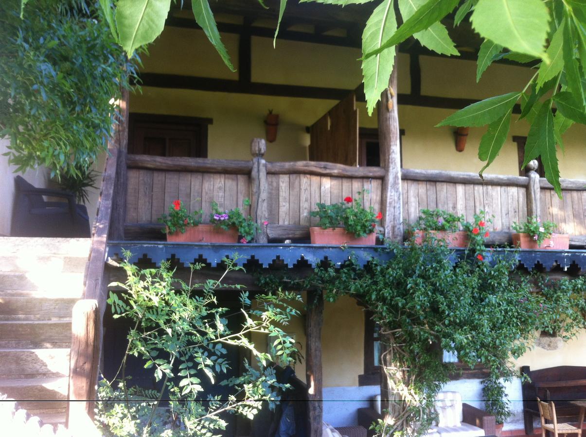 Apikale Guest House Ea Luaran gambar